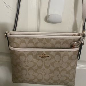 Coach shoulder bag.